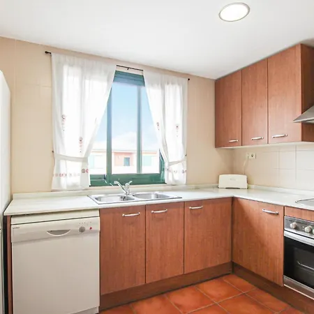 3 Bedroom Lovely In Lametlla De Mar Apartment