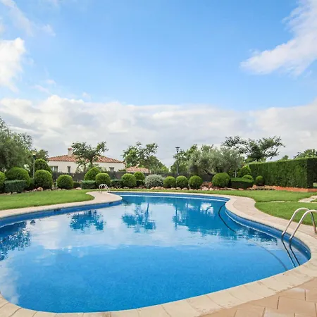 3 Bedroom Lovely In Lametlla De Mar Apartment *