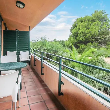 3 Bedroom Lovely In Lametlla De Mar *